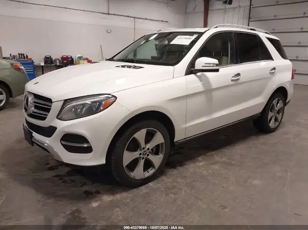 4JGDA5HB3JB038860 2018 MERCEDES-BENZ GLE - Image 2