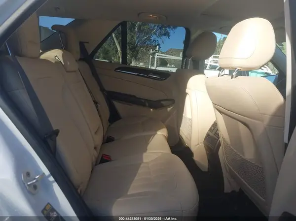 4JGDA5HB3JB050877 2018 MERCEDES-BENZ GLE - Image 8
