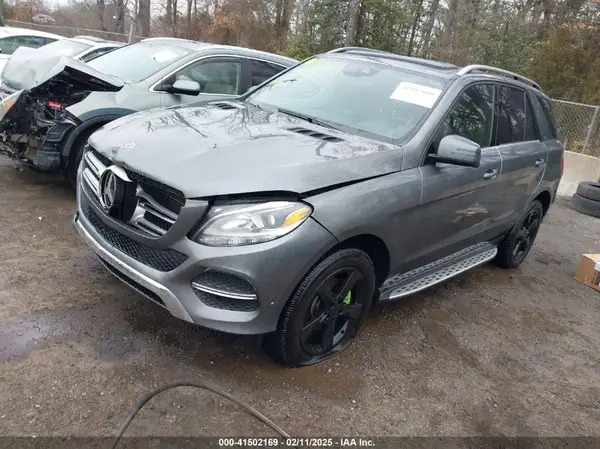 4JGDA5HB3JB064259 2018 MERCEDES-BENZ GLE - Image 2