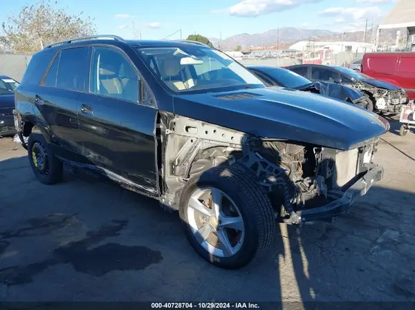 4JGDA5HB3JB069378 2018 MERCEDES-BENZ GLE - Image 1