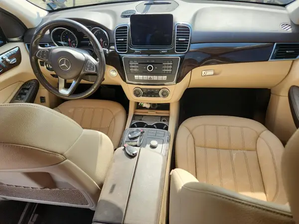 4JGDA5HB3JB071082 2018 MERCEDES-BENZ GLE - Image 8