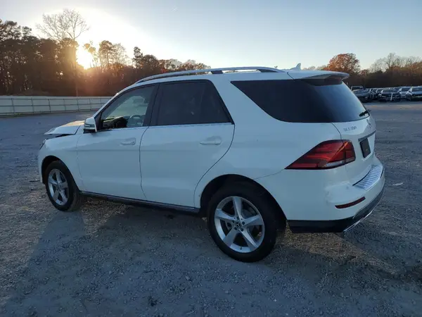 4JGDA5HB3JB081370 2018 MERCEDES-BENZ GLE - Image 2