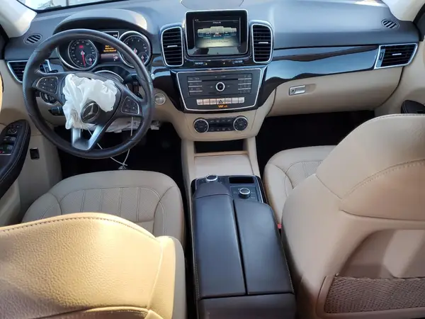 4JGDA5HB3JB081370 2018 MERCEDES-BENZ GLE - Image 8