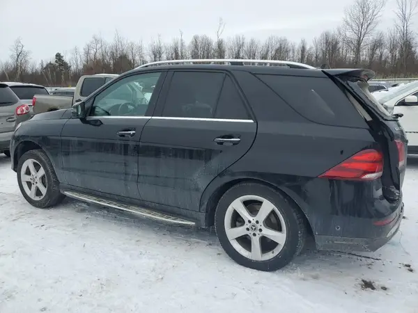 4JGDA5HB3JB095365 2018 MERCEDES-BENZ GLE - Image 2