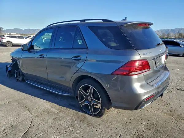 4JGDA5HB3JB157590 2018 MERCEDES-BENZ GLE - Image 2