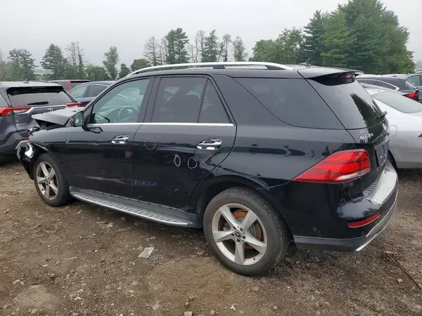 4JGDA5HB3JB158853 2018 MERCEDES-BENZ GLE - Image 2
