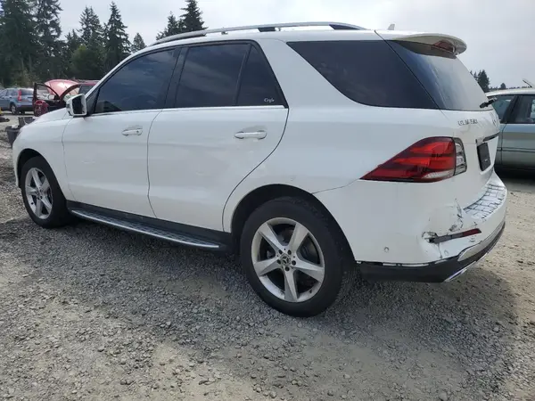 4JGDA5HB3JB175894 2018 MERCEDES-BENZ GLE - Image 2