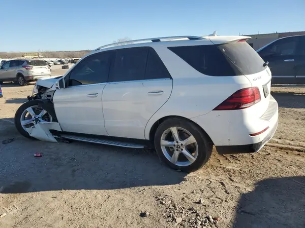 4JGDA5HB3JB188662 2018 MERCEDES-BENZ GLE - Image 2