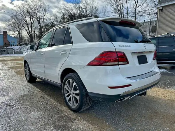 4JGDA5HB4GA631903 2016 MERCEDES-BENZ GLE - Image 2