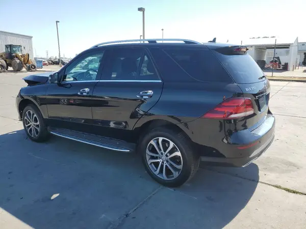 4JGDA5HB4GA632310 2016 MERCEDES-BENZ GLE - Image 2