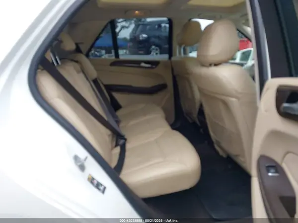 4JGDA5HB4GA637099 2016 MERCEDES-BENZ GLE - Image 8