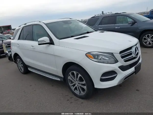 4JGDA5HB4GA666926 2016 MERCEDES-BENZ GLE - Image 1