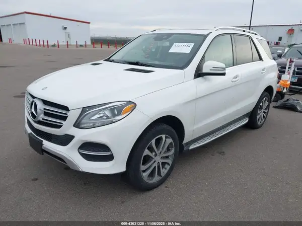 4JGDA5HB4GA666926 2016 MERCEDES-BENZ GLE - Image 2
