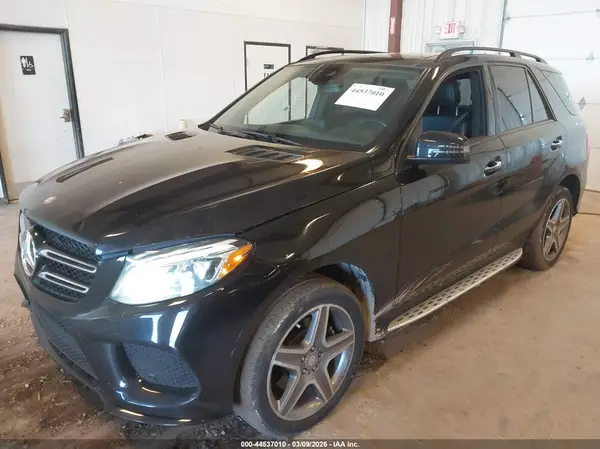 4JGDA5HB4GA692930 2016 MERCEDES-BENZ GLE - Image 2