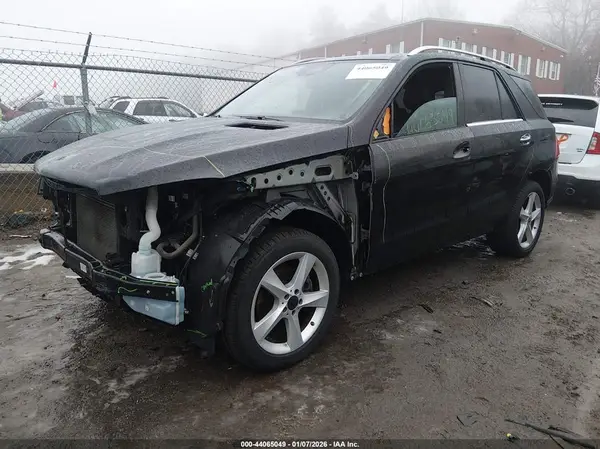 4JGDA5HB4GA693527 2016 MERCEDES-BENZ GLE - Image 2