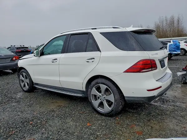 4JGDA5HB4GA717728 2016 MERCEDES-BENZ GLE - Image 2