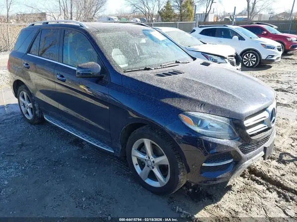 4JGDA5HB4GA727630 2016 MERCEDES-BENZ GLE - Image 1