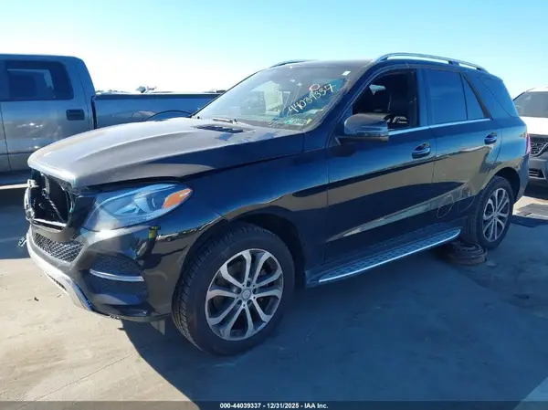 4JGDA5HB4GA730852 2016 MERCEDES-BENZ GLE - Image 2