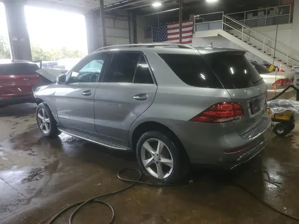 4JGDA5HB4GA734853 2016 MERCEDES-BENZ GLE - Image 2