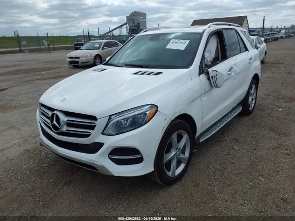4JGDA5HB4GA751717 2016 MERCEDES-BENZ GLE - Image 2