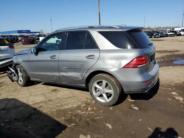 4JGDA5HB4GA755735 2016 MERCEDES-BENZ GLE - Image 2
