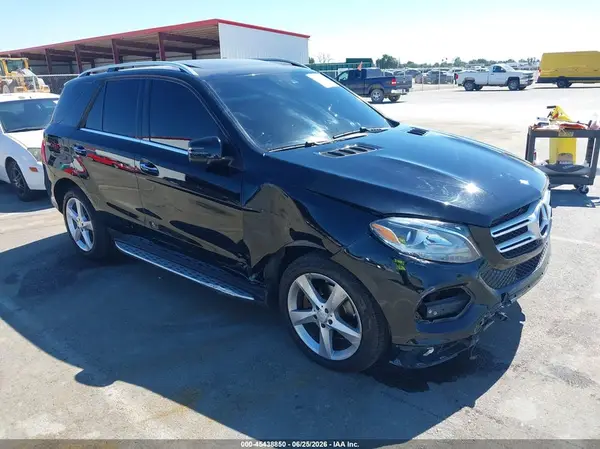 4JGDA5HB4GA762670 2016 MERCEDES-BENZ GLE - Image 1