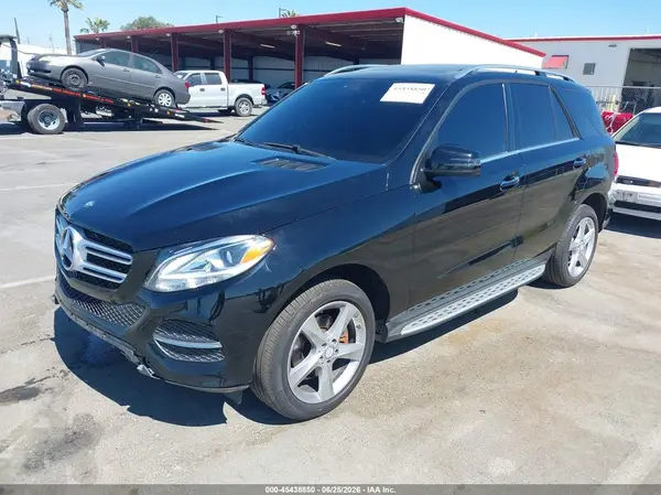 4JGDA5HB4GA762670 2016 MERCEDES-BENZ GLE - Image 2