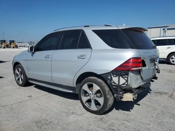 4JGDA5HB4GA793465 2016 MERCEDES-BENZ GLE - Image 2