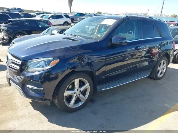 4JGDA5HB4GA807025 2016 MERCEDES-BENZ GLE - Image 2