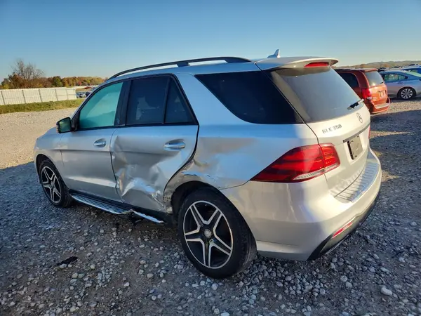 4JGDA5HB4GA808093 2016 MERCEDES-BENZ GLE - Image 2