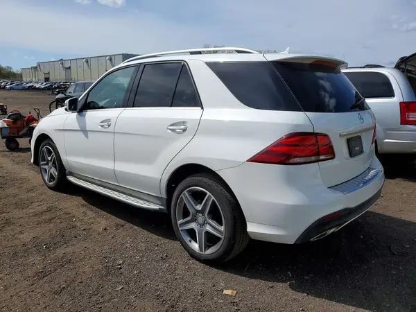 4JGDA5HB4GA810961 2016 MERCEDES-BENZ GLE - Image 2