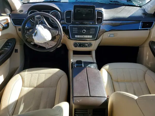 4JGDA5HB4HA818561 2017 MERCEDES-BENZ GLE - Image 8