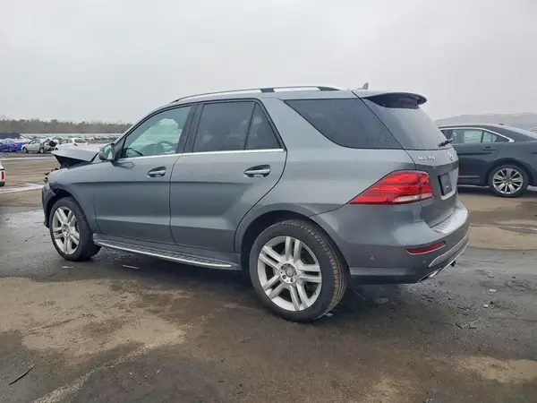 4JGDA5HB4HA826899 2017 MERCEDES-BENZ GLE - Image 2
