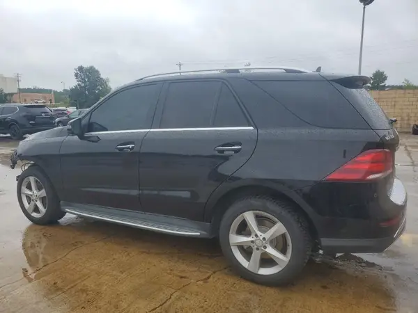 4JGDA5HB4HA836848 2017 MERCEDES-BENZ GLE - Image 2