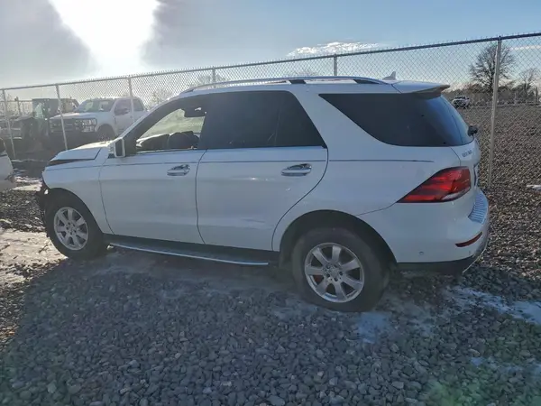 4JGDA5HB4HA850555 2017 MERCEDES-BENZ GLE - Image 2