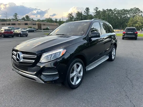 4JGDA5HB4HA884897 2017 MERCEDES-BENZ GLE - Image 2