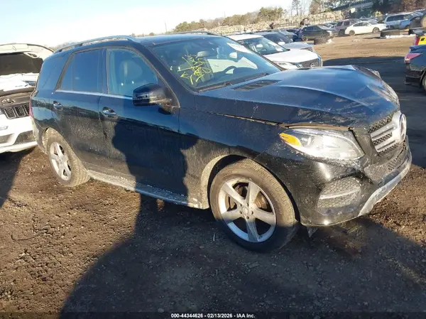 4JGDA5HB4HA889937 2017 MERCEDES-BENZ GLE - Image 1