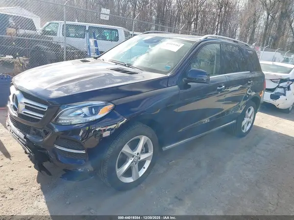 4JGDA5HB4HA903402 2017 MERCEDES-BENZ GLE - Image 2