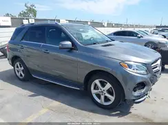 4JGDA5HB4HA909748 2017 MERCEDES-BENZ GLE