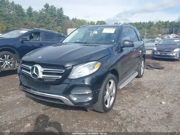 4JGDA5HB4HA914755 2017 MERCEDES-BENZ GLE - Image 2