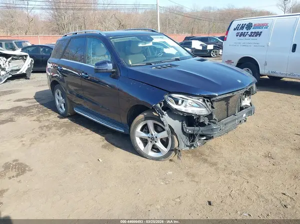 4JGDA5HB4HA915579 2017 MERCEDES-BENZ GLE - Image 1