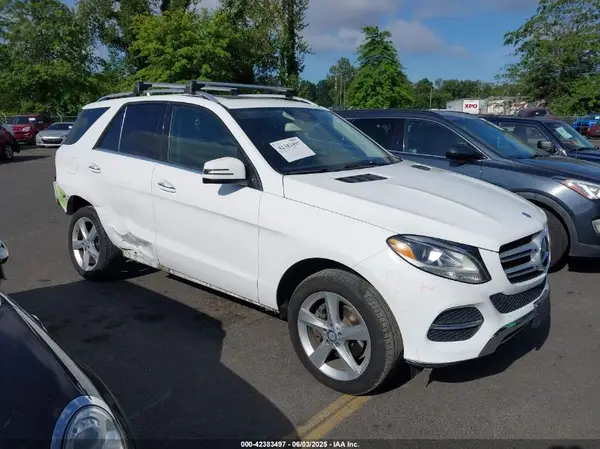 4JGDA5HB4HA937128 2017 MERCEDES-BENZ GLE - Image 1