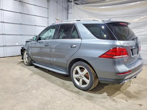 4JGDA5HB4HA949375 2017 MERCEDES-BENZ GLE - Image 2