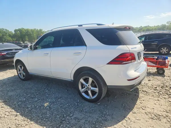 4JGDA5HB4HA954107 2017 MERCEDES-BENZ GLE - Image 2