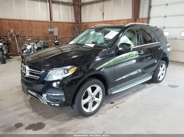 4JGDA5HB4JB012509 2018 MERCEDES-BENZ GLE - Image 2