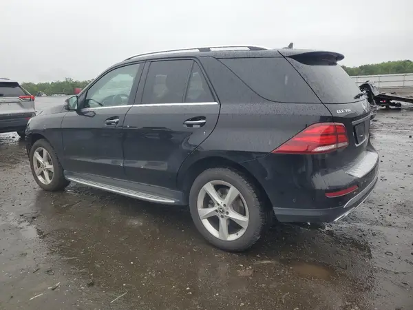 4JGDA5HB4JB016107 2018 MERCEDES-BENZ GLE - Image 2