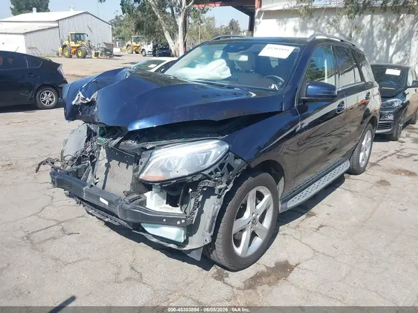 4JGDA5HB4JB035188 2018 MERCEDES-BENZ GLE - Image 2