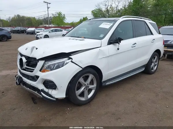 4JGDA5HB4JB063704 2018 MERCEDES-BENZ GLE - Image 2