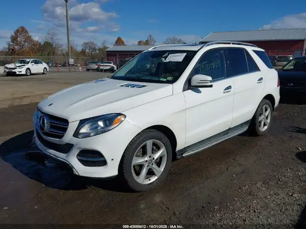 4JGDA5HB4JB108673 2018 MERCEDES-BENZ GLE - Image 2