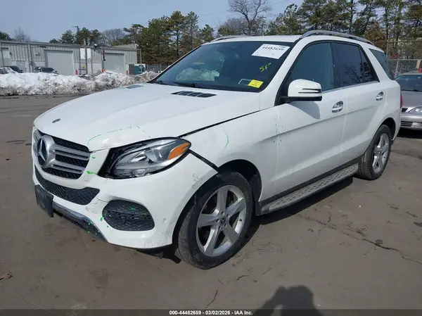 4JGDA5HB4JB123769 2018 MERCEDES-BENZ GLE - Image 2